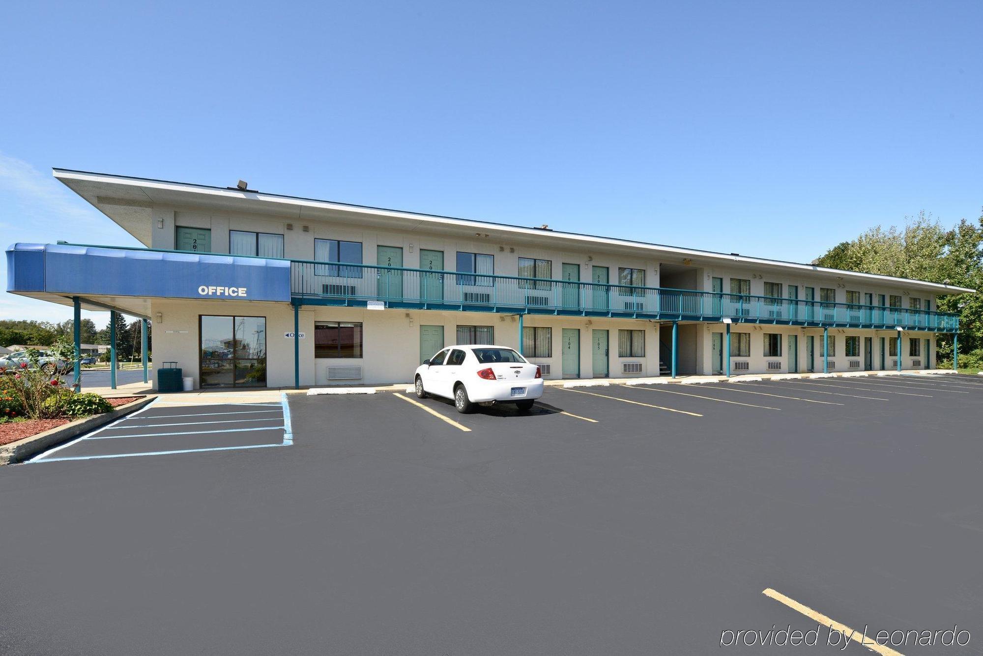 Americas Best Value Inn Battle Creek Exteriér fotografie